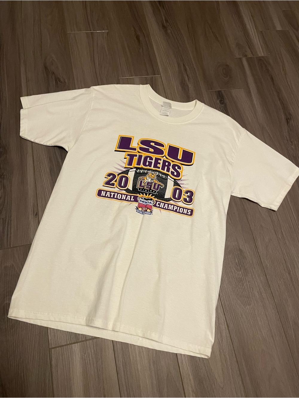 Gildan White LSU Tigers 2003 National Champions Graphic Tee